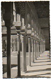Tarjeta Postal: 365. GRANADA. Alhambra. Galera del Patio de los Leones.