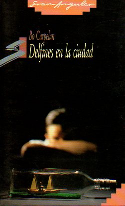 DELFINES EN LA CIUDAD. 1 ed.
